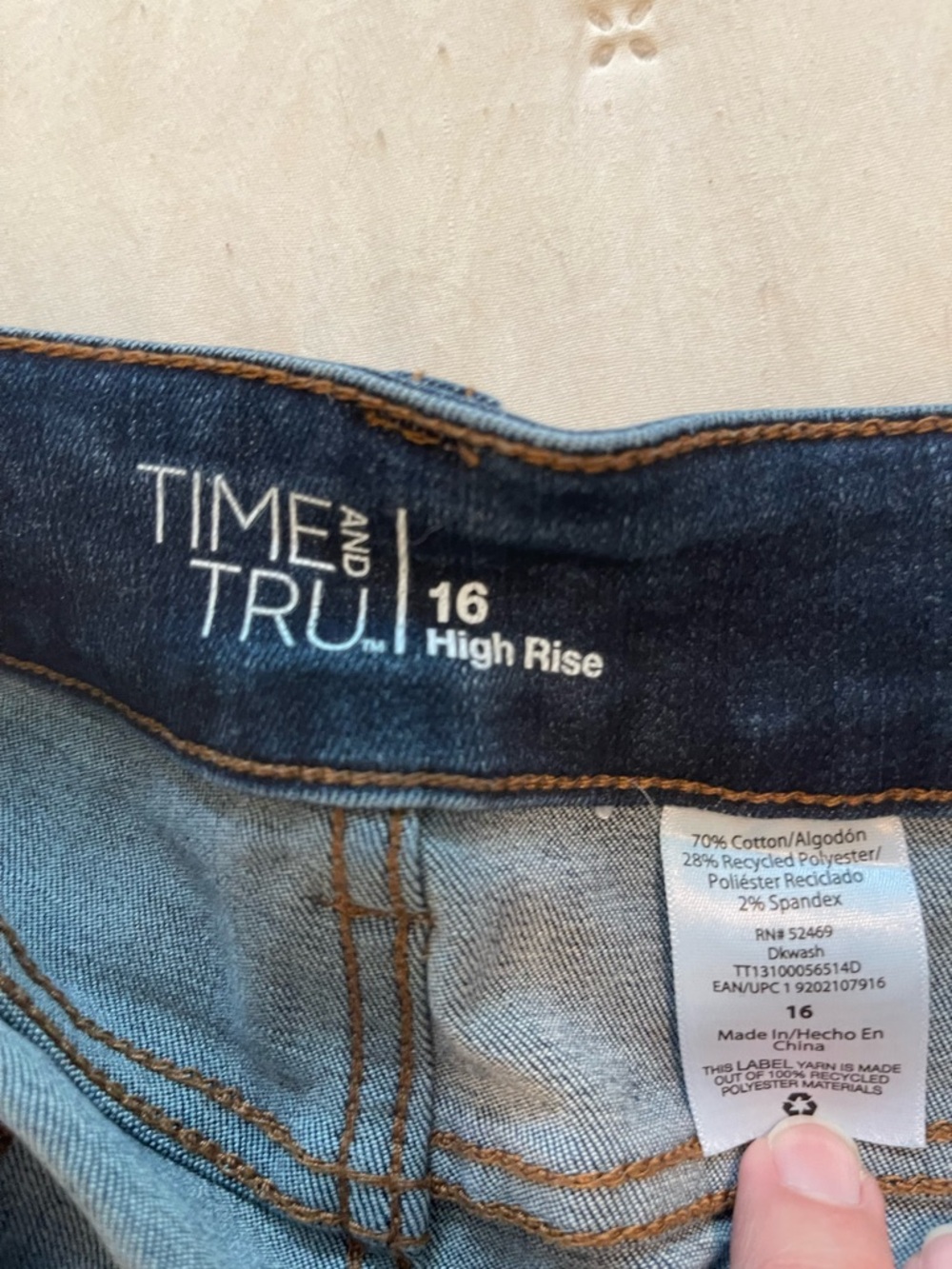 Time and Tru Dark Blue Cropped Straight Jeans - Picture 6 of 6